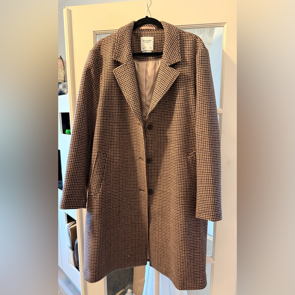 Abercrombie & Fitch Women's houndstooth- Black and Brown